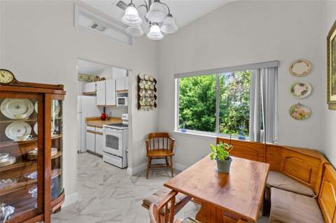 283 W Celery Circle, Oviedo FL - photo 10 of 27