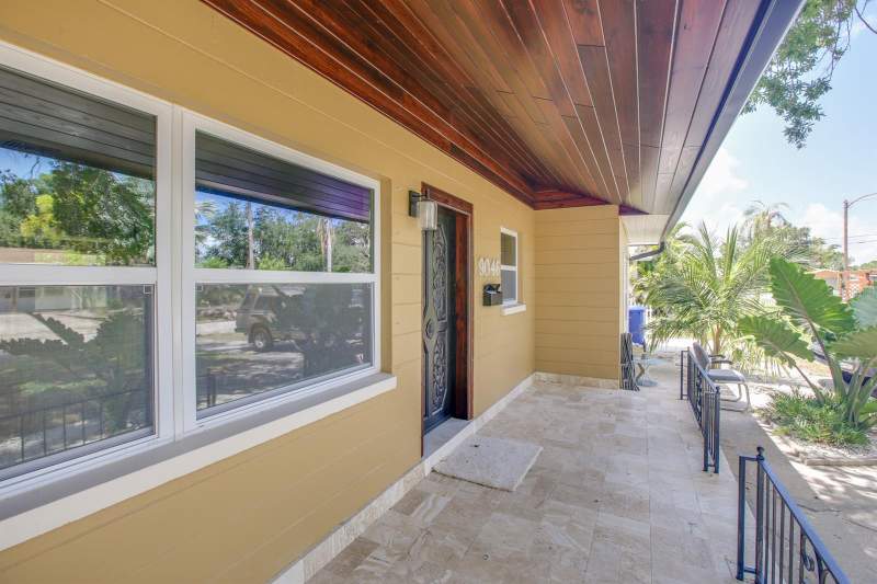 3 bedroom Single Family Residence at 9046 3RD STREET, SUN-LIT SHORES, ST PETERSBURG — photo 2