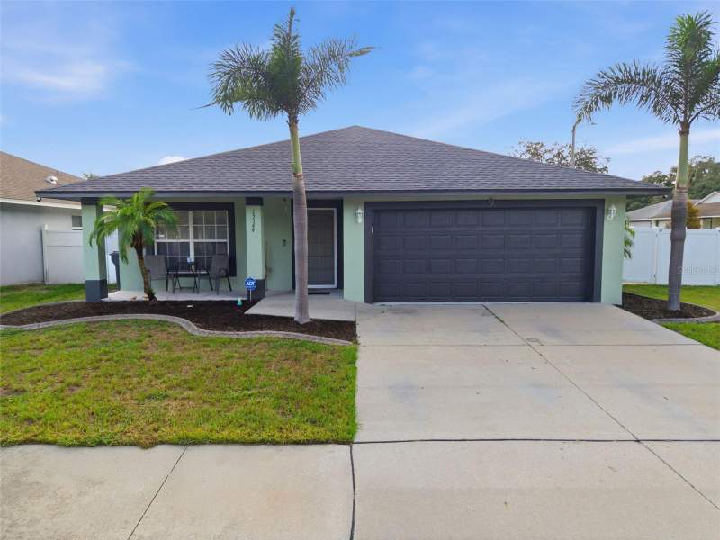 4 bedroom Single Family Residence at 15544 Florida Breeze Loop, Hidden Creek At West Lake, Wimauma — photo 2