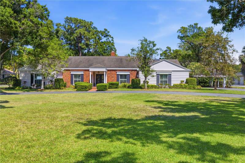 4 bedroom Single Family Residence at 1749 LONG BOW LANE, SHERWOOD MANOR, CLEARWATER — photo 3