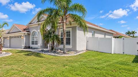 5292 Kirkshire Lane, Spring Hill FL - photo 11 of 27