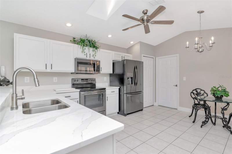 2 bedroom Single Family Residence at 9500 Green Needle Drive, Timber Greens Ph 04B, New Port Richey — photo 4