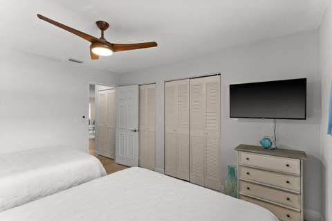 5955 30th Avenue #202, Gulfport FL - photo 24 of 56
