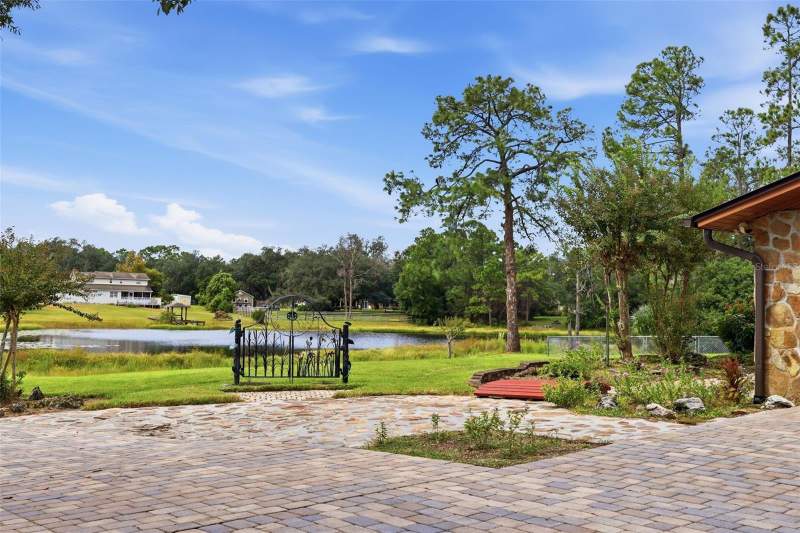 4 bedroom Single Family Residence at 340 Kiwanis Circle, Chula Vista Sec 2, Chuluota — photo 3