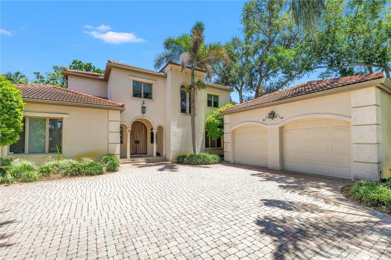 3 bedroom Single Family Residence at 1524 BRIGHTWATERS BOULEVARD, SNELL ISLE BRIGHTBAY, ST PETERSBURG — photo 3