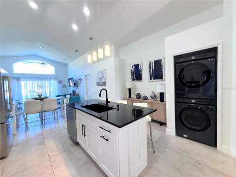 8587 Sunrise Key Drive, Kissimmee FL - photo 14 of 48