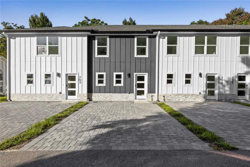 711 CLEMSON DRIVE home for sale in River Ridge
