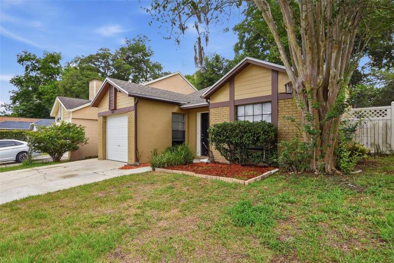 3 bedroom Single Family Residence at 1183 Pin Oak Drive, Sheeler Oaks Ph 03A, Apopka — photo 2