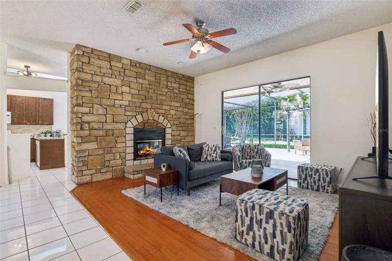 3 bedroom Single Family Residence at 1462 DEER LAKE CIRCLE, DEER LAKE RUN, APOPKA — photo 4
