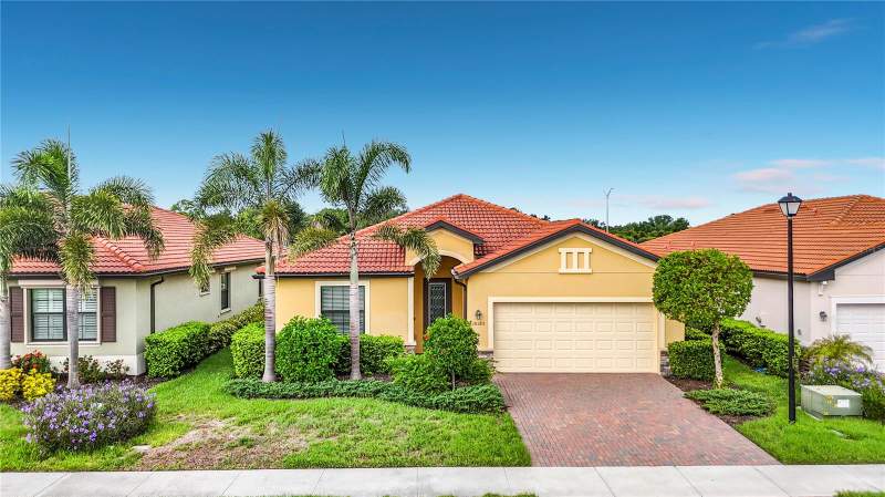 10185 COLUBRINA DRIVE home for sale in Sarasota National Homes for Sale: From $299K