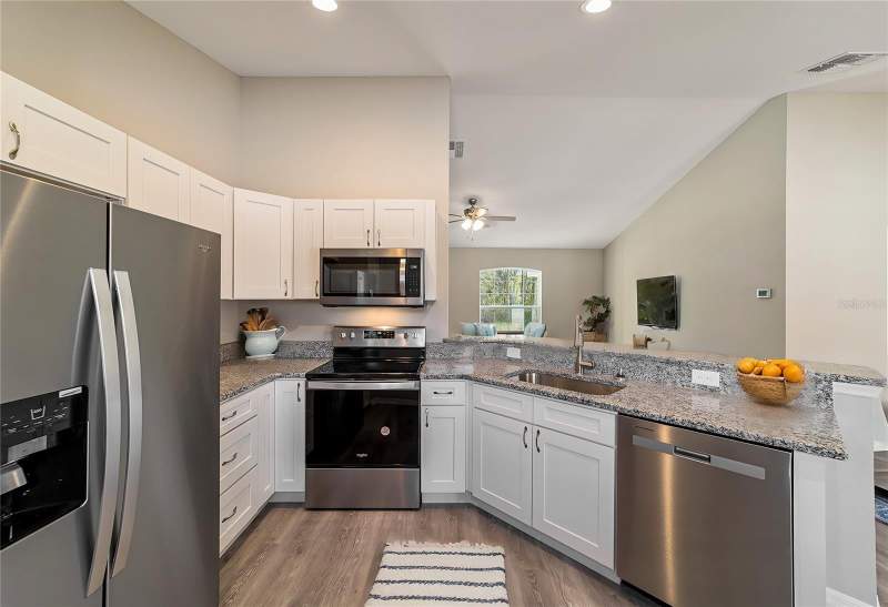 3 bedroom Single Family Residence at 22 Water Track Trail, Silver Springs Shores Unit 17, Ocala — photo 5