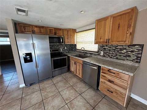 7335 Gulf Highlands Drive, Port Richey FL - photo 6 of 57