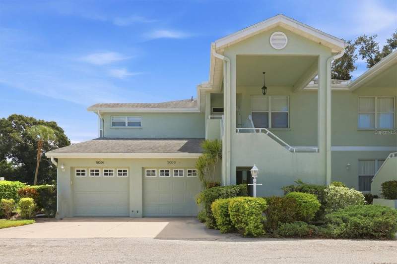 2 bedroom Condominium at 5056 Oak Run Drive, Pinehurst Sec III, Sarasota — photo 3