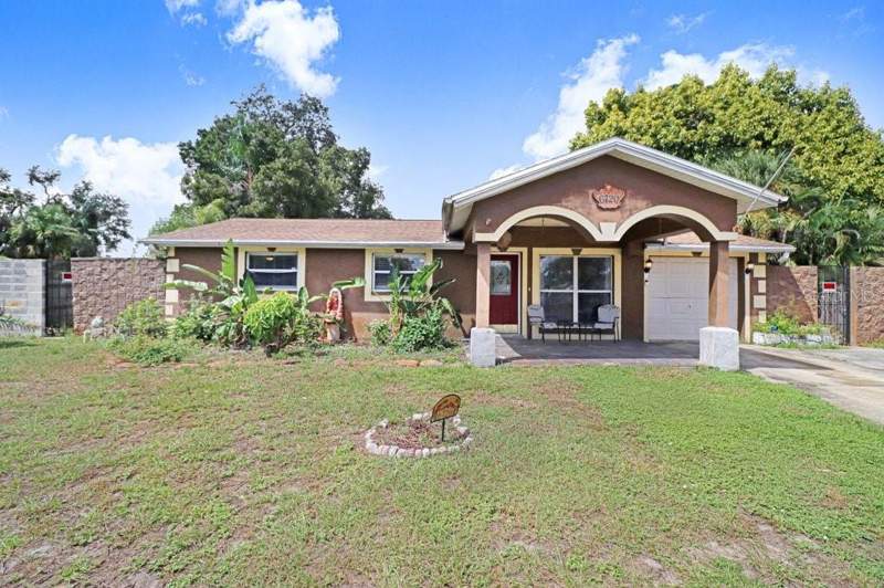 6720 FORRESTVALE LANE home for sale in Townn Country Park