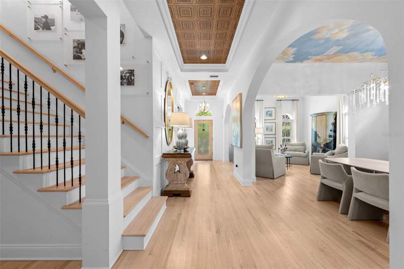 5 bedroom Single Family Residence at 1921 Floresta View Drive, Bella Vista, Tampa — photo 2