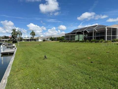 1804 Bunker Hill Drive, Sun City Center FL - photo 11 of 44