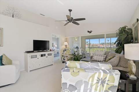 4214 Caddie Drive #204, Bradenton FL - photo 14 of 46