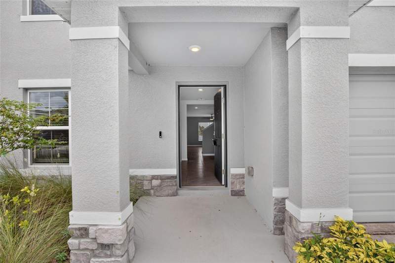 5 bedroom Single Family Residence at 2818 Gumbo Limbo Drive, Berry Bay Sub, Wimauma — photo 4