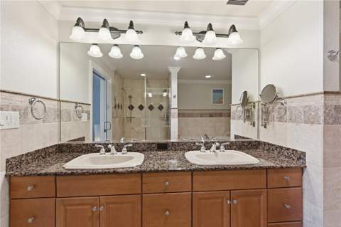700 N Osceola Avenue #305, Clearwater FL - photo 19 of 44