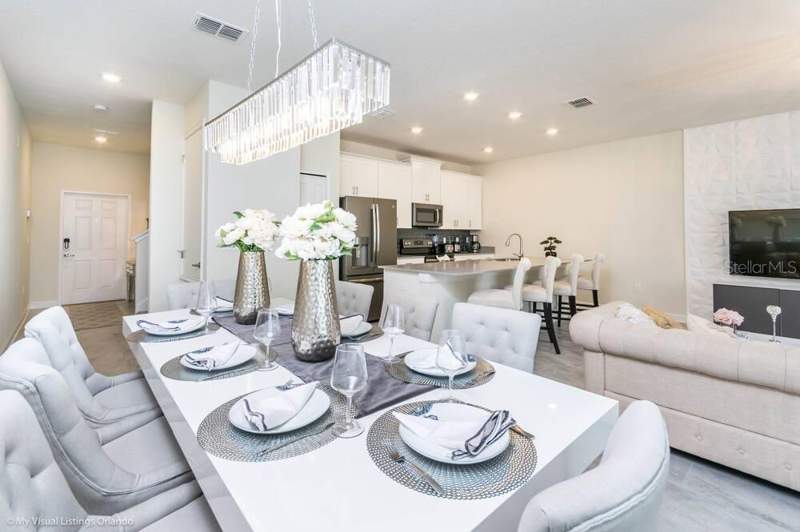 4 bedroom Townhouse at 1581 Sandbagger Drive, Stoneybrook South Ph J-2 & J-3, Davenport — photo 3