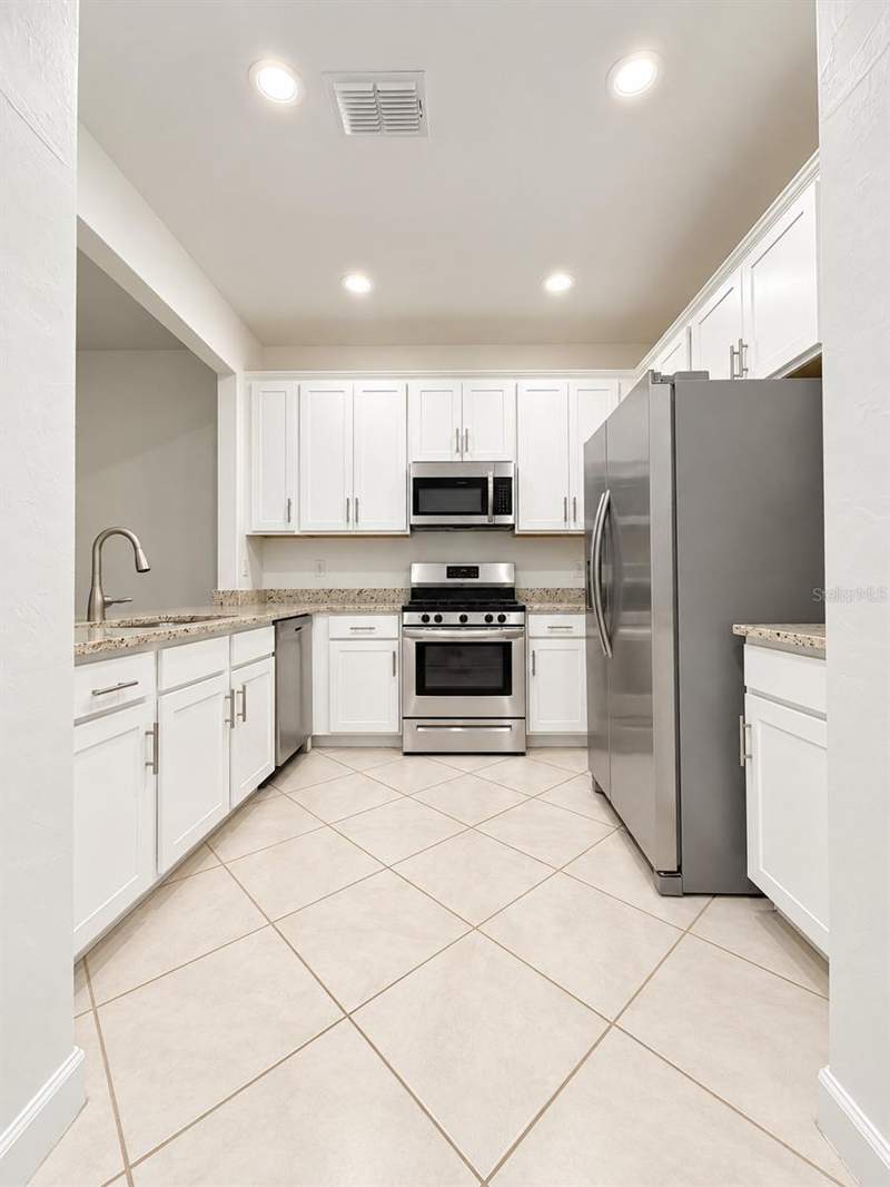 3 bedroom Townhouse at 15263 Sunny Day Drive, Lorraine Lakes Ph Iia, Bradenton — photo 4