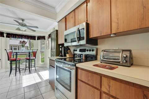 6433 Lost Tree Lane, Spring Hill FL - photo 20 of 39
