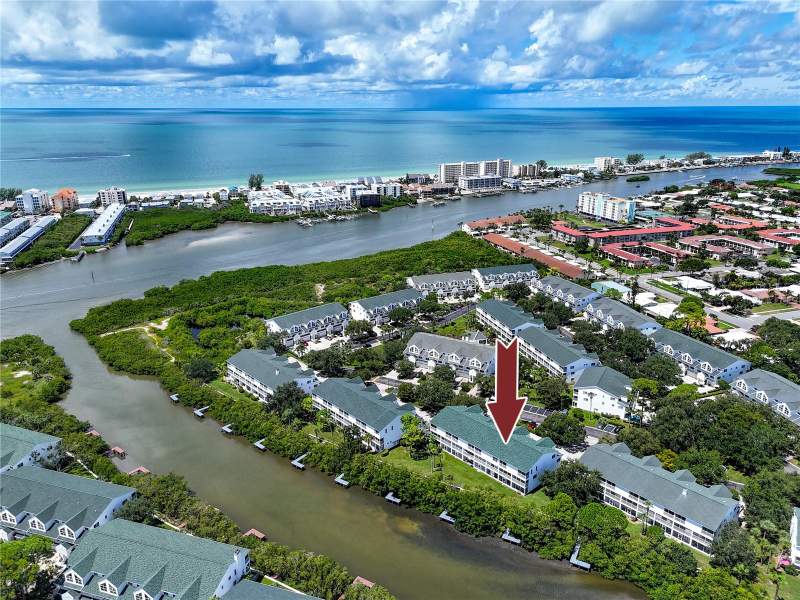 14865 SEMINOLE TRAIL home for sale in Tara Cay Sound