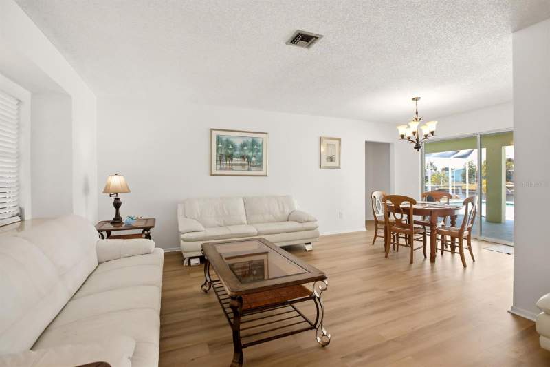 3 bedroom Single Family Residence at 747 Bal Harbor Boulevard, Punta Gorda Isles Sec 05, Punta Gorda — photo 5