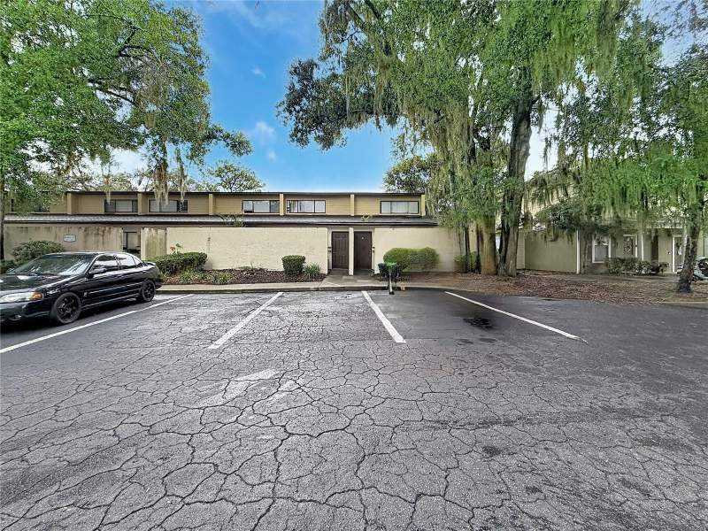 2 bedroom Condominium at 2508 SW 35th Place #A6, Grantwood Condo Ph I, Gainesville — photo 3