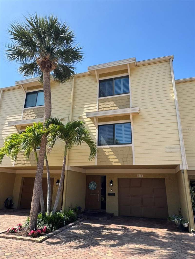 513 HAVEN POINT DRIVE home for sale in Paradise Island