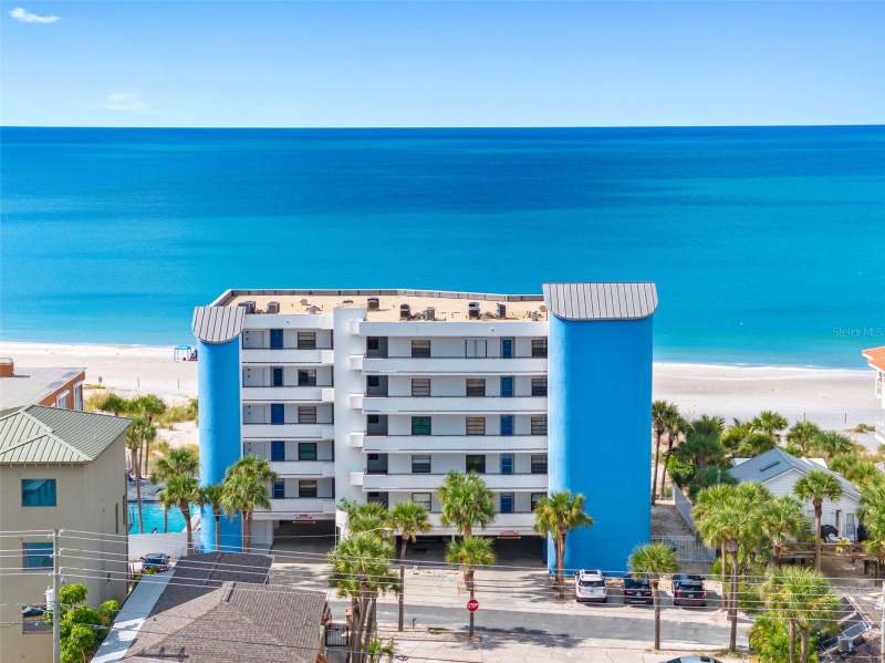 13336 GULF BOULEVARD #101 home for sale in Chambre The Condos for Sale: 1 Listing