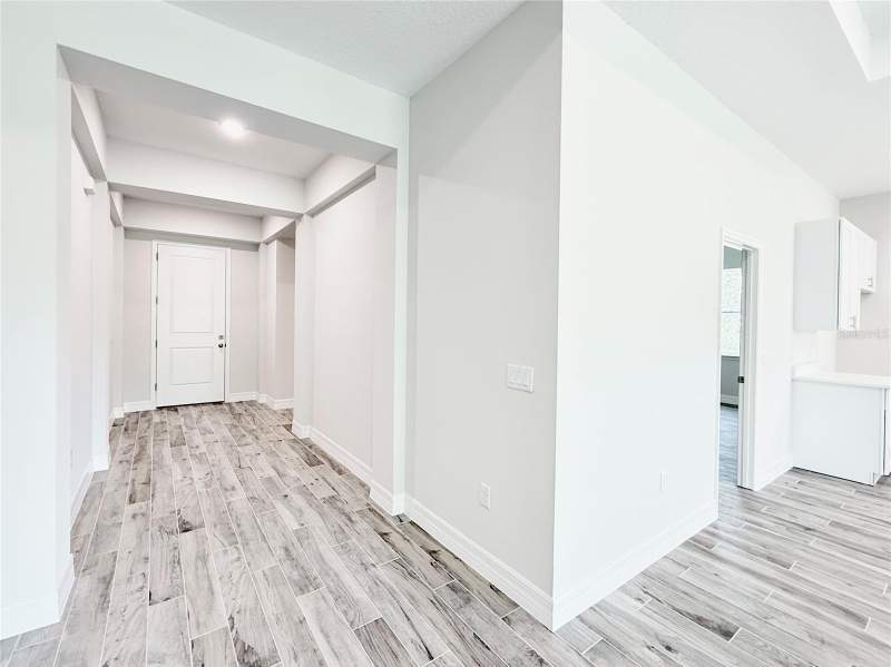 4 bedroom Single Family Residence at 30280 W Bluebell Avenue, Royal Trails Unit 01, Eustis — photo 3