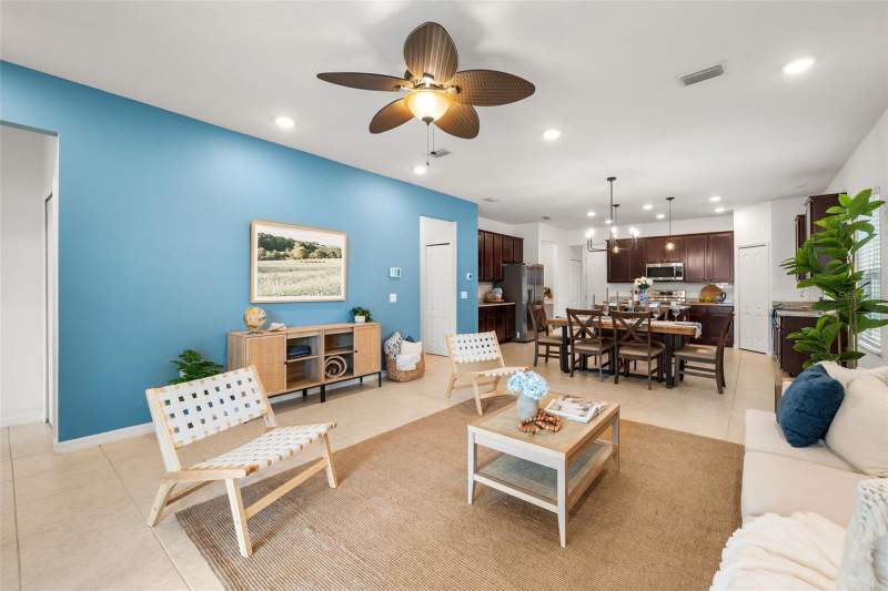 3 bedroom Single Family Residence at 892 NW 251st Drive, Newberry Corners Ph Lll Pb 35 Pg 91, Newberry — photo 5