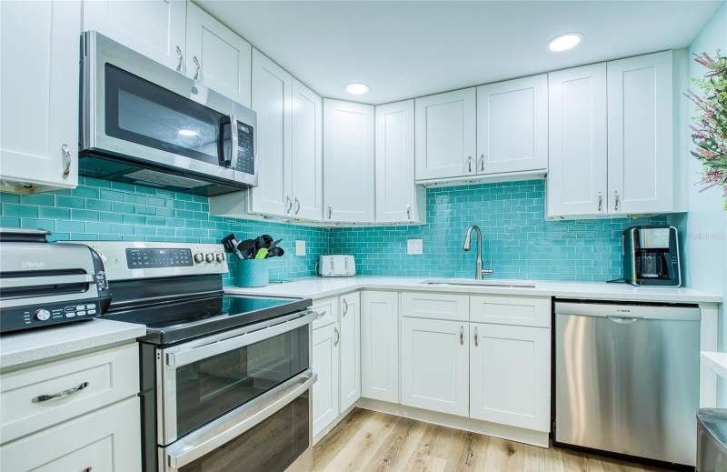 2 bedroom Condominium at 10216 Regal Drive #310, Imperial Point Condo, Largo — photo 3