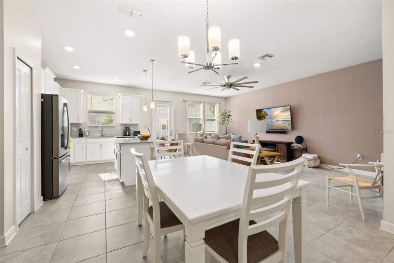 3 bedroom Townhouse at 2905 Satire Street, Storey Lake, Kissimmee — photo 4