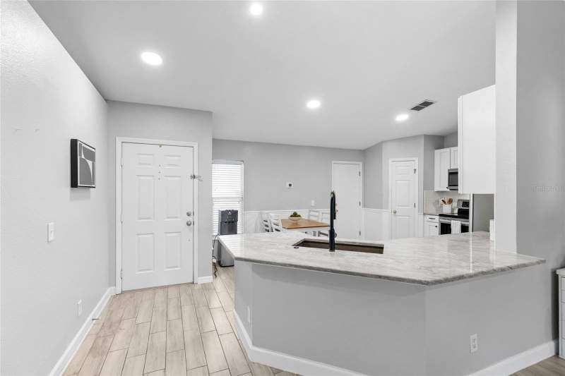 3 bedroom Single Family Residence at 4445 Horseshoe Pick Lane, Copper Ridge Tr B3, Valrico — photo 4