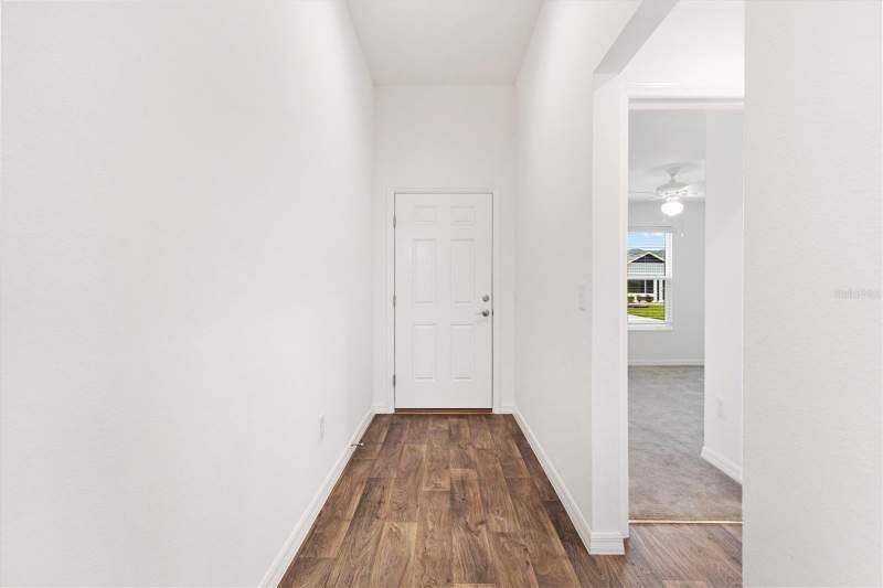 2 bedroom Single Family Residence at 6225 Dingman Way, Village Of Southern Oaks Un #68, The Villages — photo 4