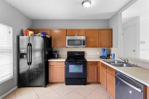 1040 Cannock Drive, Kissimmee FL - photo 15 of 38