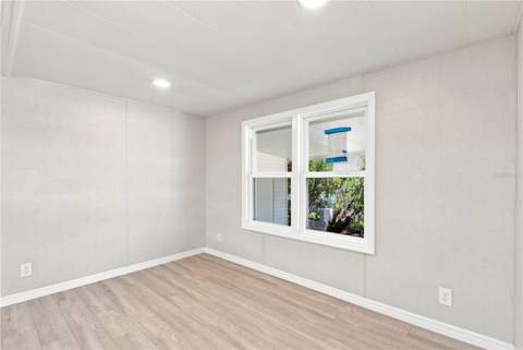 10929 Tioga Drive, Port Richey FL - photo 12 of 42