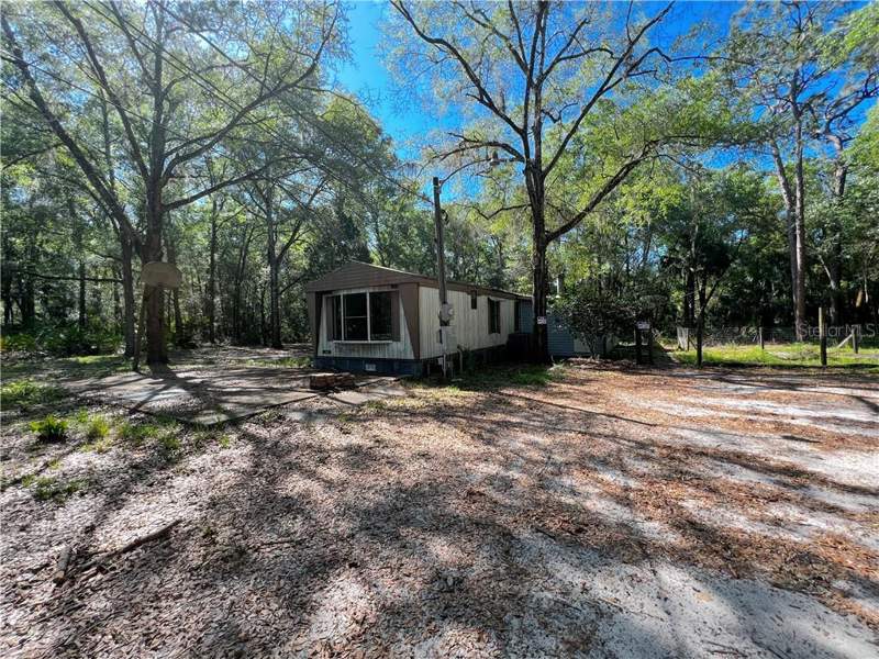 3 bedroom home at 1660 S Palm Avenue, Homosassa, Homosassa — photo 3
