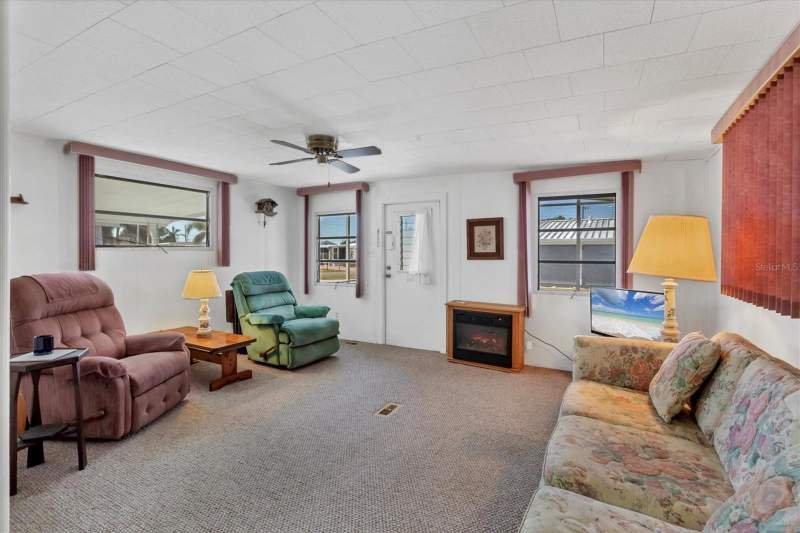 2 bedroom Mobile Home at 1212 41st Avenue Drive, Tidevue De Soto Community Unit One, Ellenton — photo 3