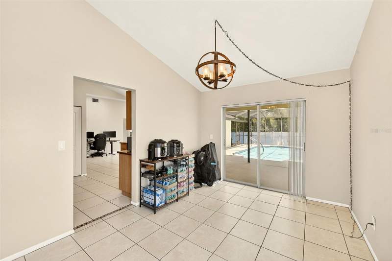 3 bedroom Single Family Residence at 1400 Club Drive, Beckett Bay, Tarpon Springs — photo 5