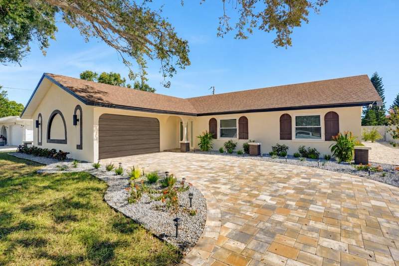 4 bedroom Single Family Residence at 915 60th Street, Spanish Park 1st Add, Bradenton — photo 2