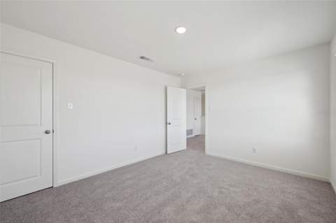 10526 Curving Creek, Parrish FL - photo 15 of 62