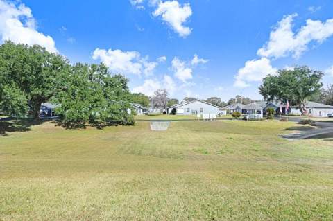 38429 Cottonwood Place, Zephyrhills FL - photo 15 of 23