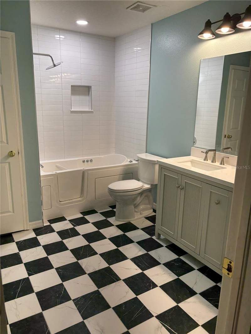3 bedroom Single Family Residence at 26841 Stillbrook Drive, Seven Oaks Prcl S-6B, Wesley Chapel — photo 5
