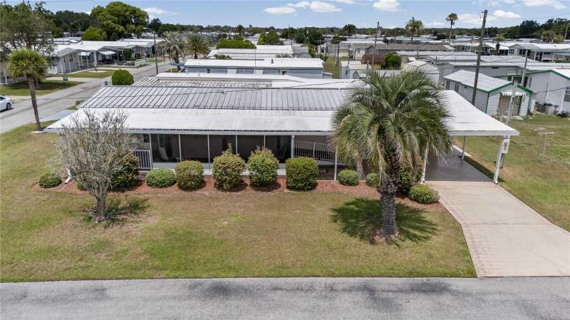 2 bedroom Manufactured Home at 36957 Grace Avenue, Lake Betmar Estates, Zephyrhills — photo 4