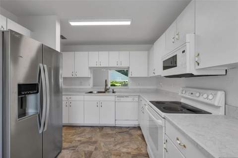 3871 Eversholt Street, Clermont FL - photo 10 of 57