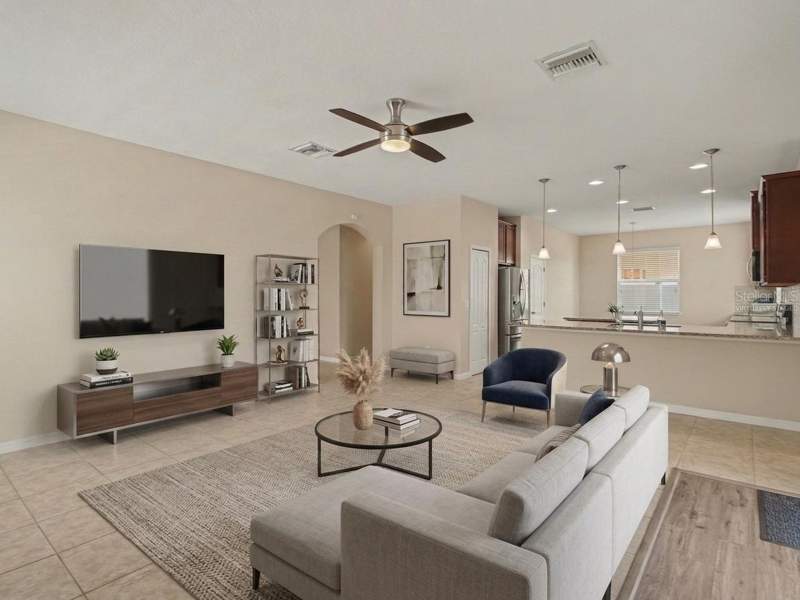 5 bedroom Single Family Residence at 10413 Avian Forrest Drive, Riverview Meadows Phase1A, Riverview — photo 4