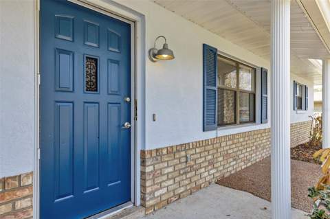 606 Third Avenue, Lady Lake FL - photo 9 of 39